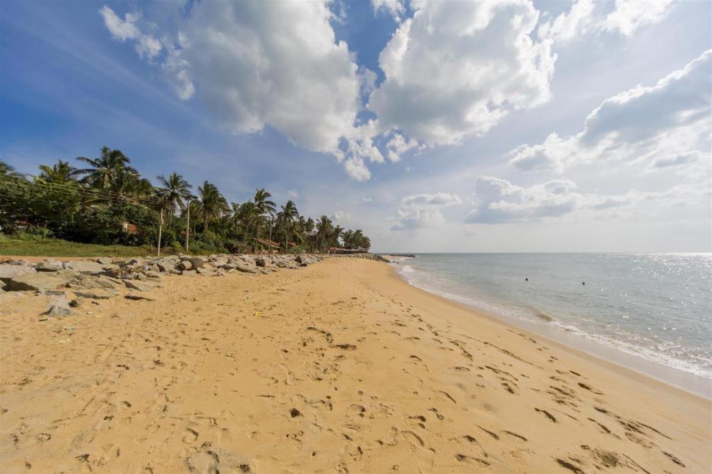 Hotel Royal Castle Negombo Exterior foto